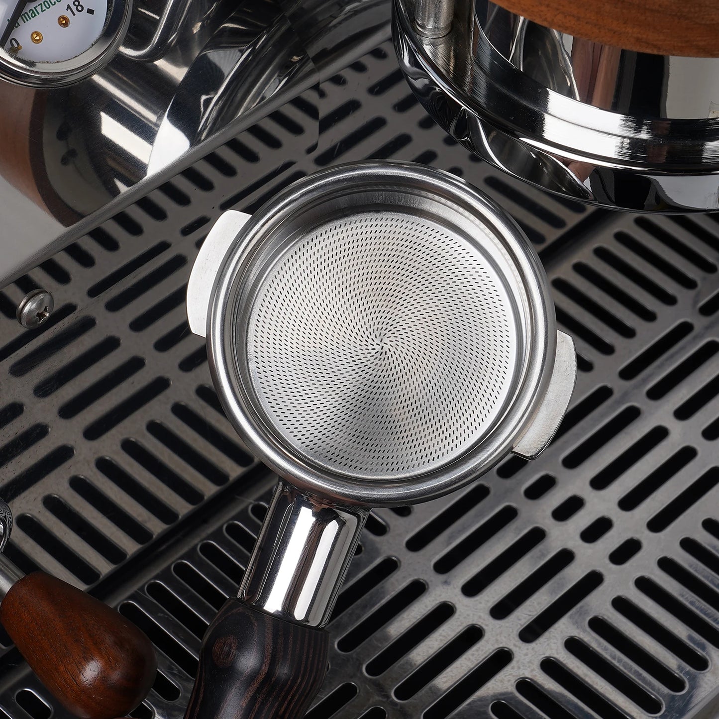 Precision High Extraction Coffee Filter Basket -Matrix, Stainless Steel Espresso Filter Basket for Bottomless Portafilter