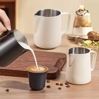 350/600ML Coffee Milk Frothing Pitcher Jug 304 Stainless Steel Precise Scale High Quality Latte Barista Professional Cafeutensil